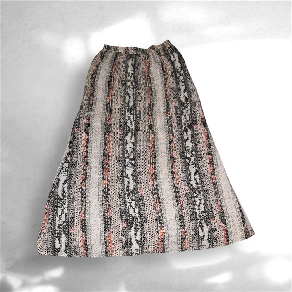 BCBGeneration A-line multicolored skirt with pockets